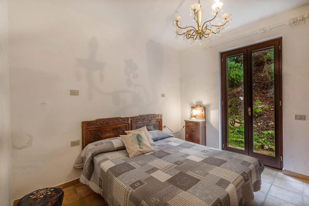 Porcospino Villa Trinita d'Agultu e Vignola 0*,  Italy