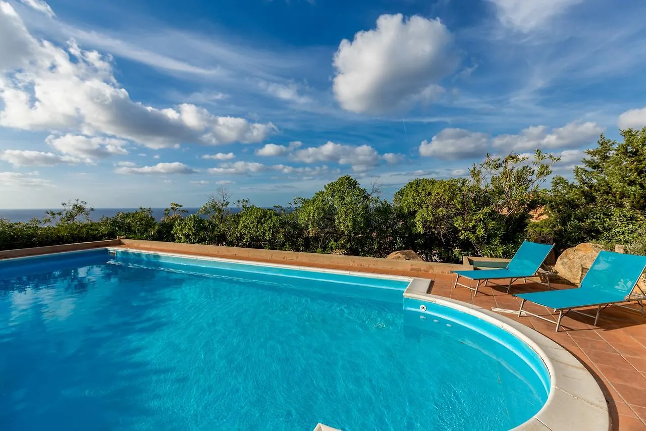 Porcospino Villa Trinita d'Agultu e Vignola Italy